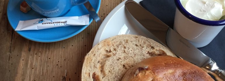 Espresso und Bagel